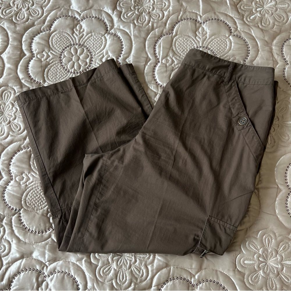 Chico’s Cropped Cargo Pants in Brown Size 2/ US 12 - Picture 7 of 11